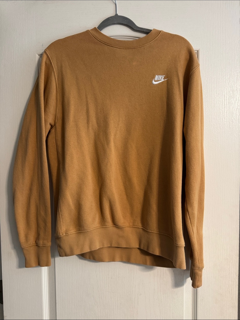 Nike Women's Crewneck Sweatshirt - Caramel
